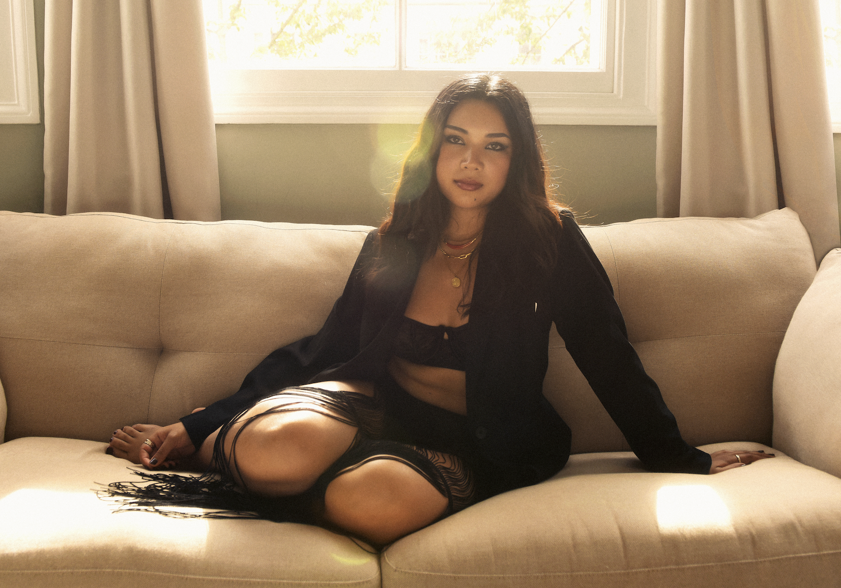 Paris Iliffe Unveils Feministic, Soulful Pop Anthem ‘Power of The Woman’